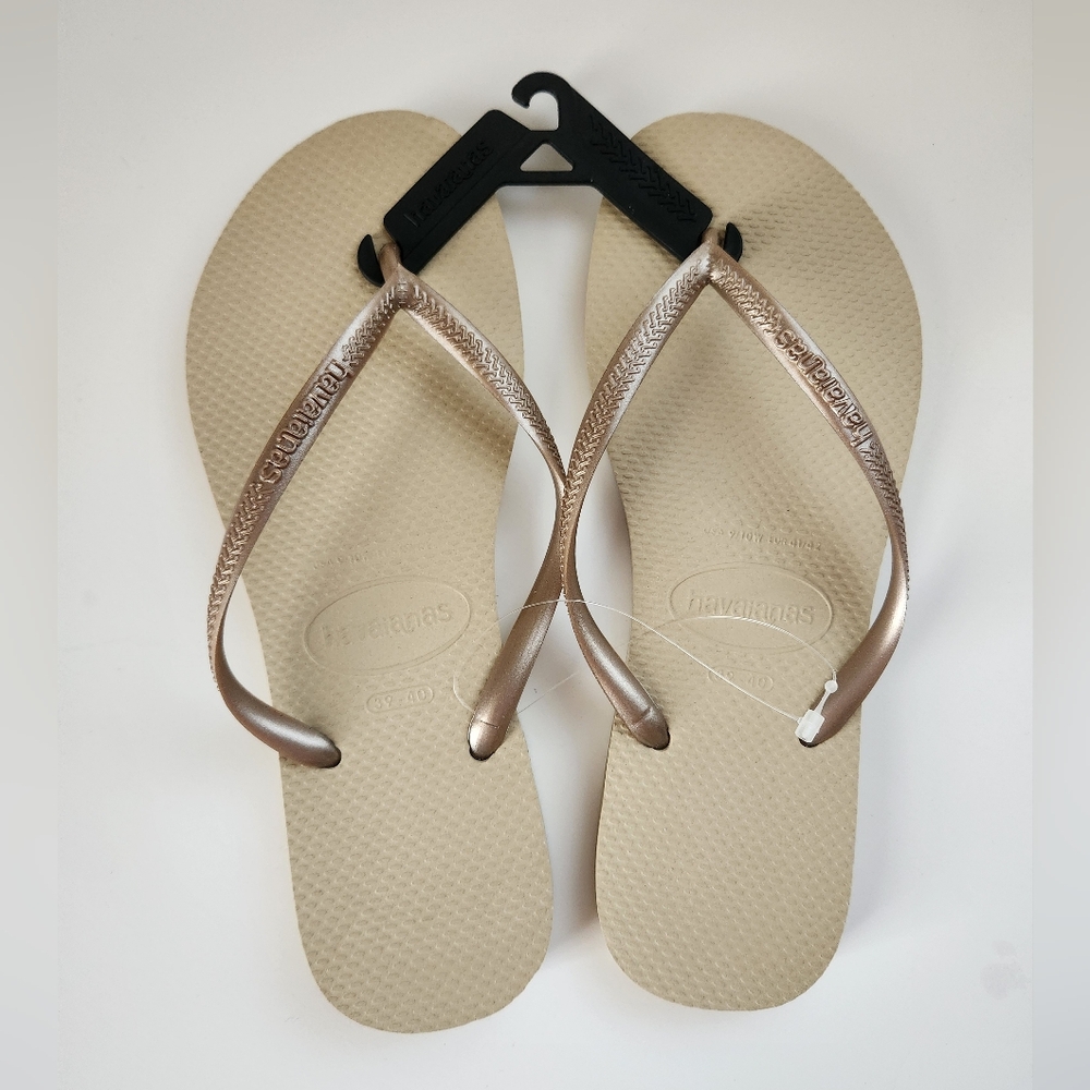 NWT Havaianas Women's Skinny Metallic Strap Flip-flops in Sand Grey/Light Golden